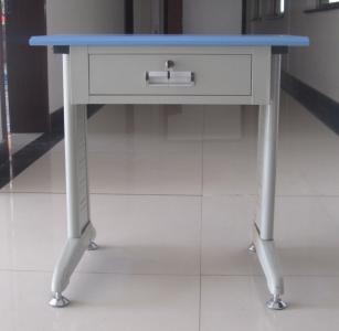 新型課桌椅實(shí)物9